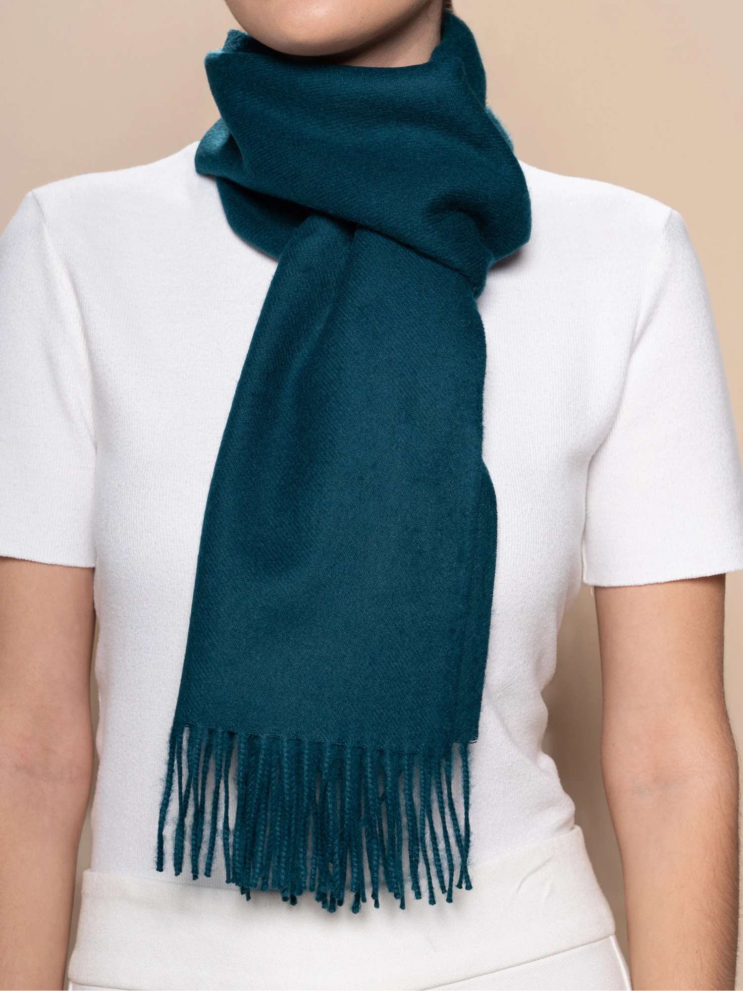 Close-up texture of jade baby alpaca scarf — naturally dyed, ultra-soft Andean fibre | Orange Inca