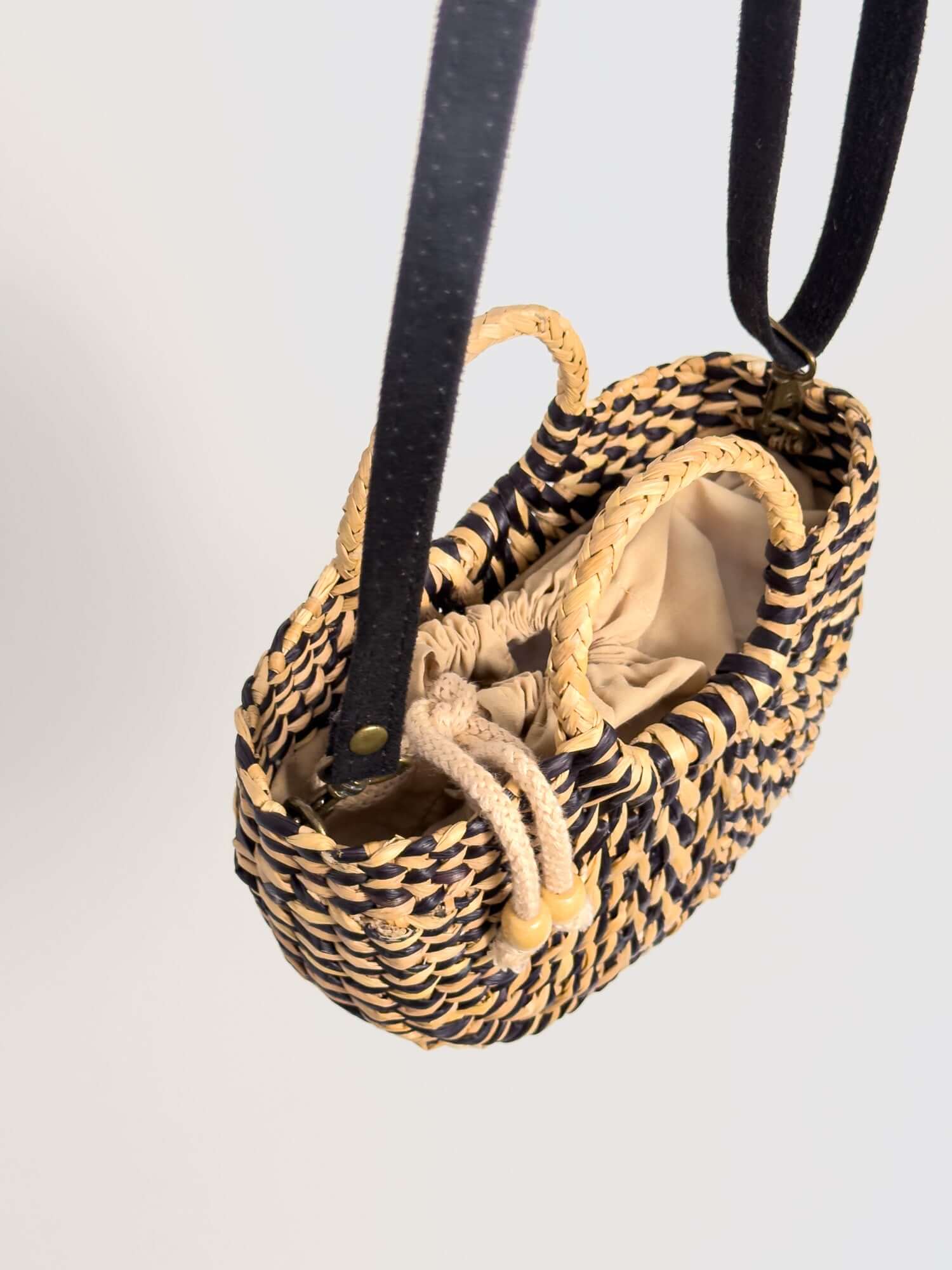 Inside Fiesta Mini reed crossbody bag with drawstring closure |Marbled Black