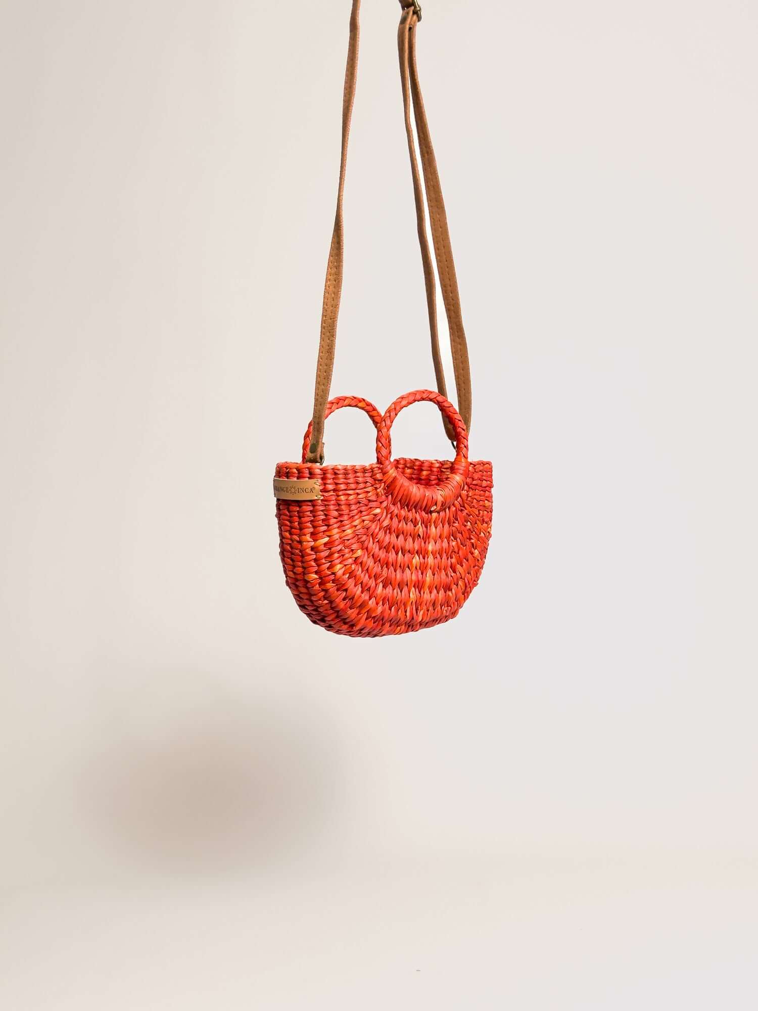 Compact orange woven straw crossbody bag with removable strap – Fiesta Mini Classic | Orange Inca