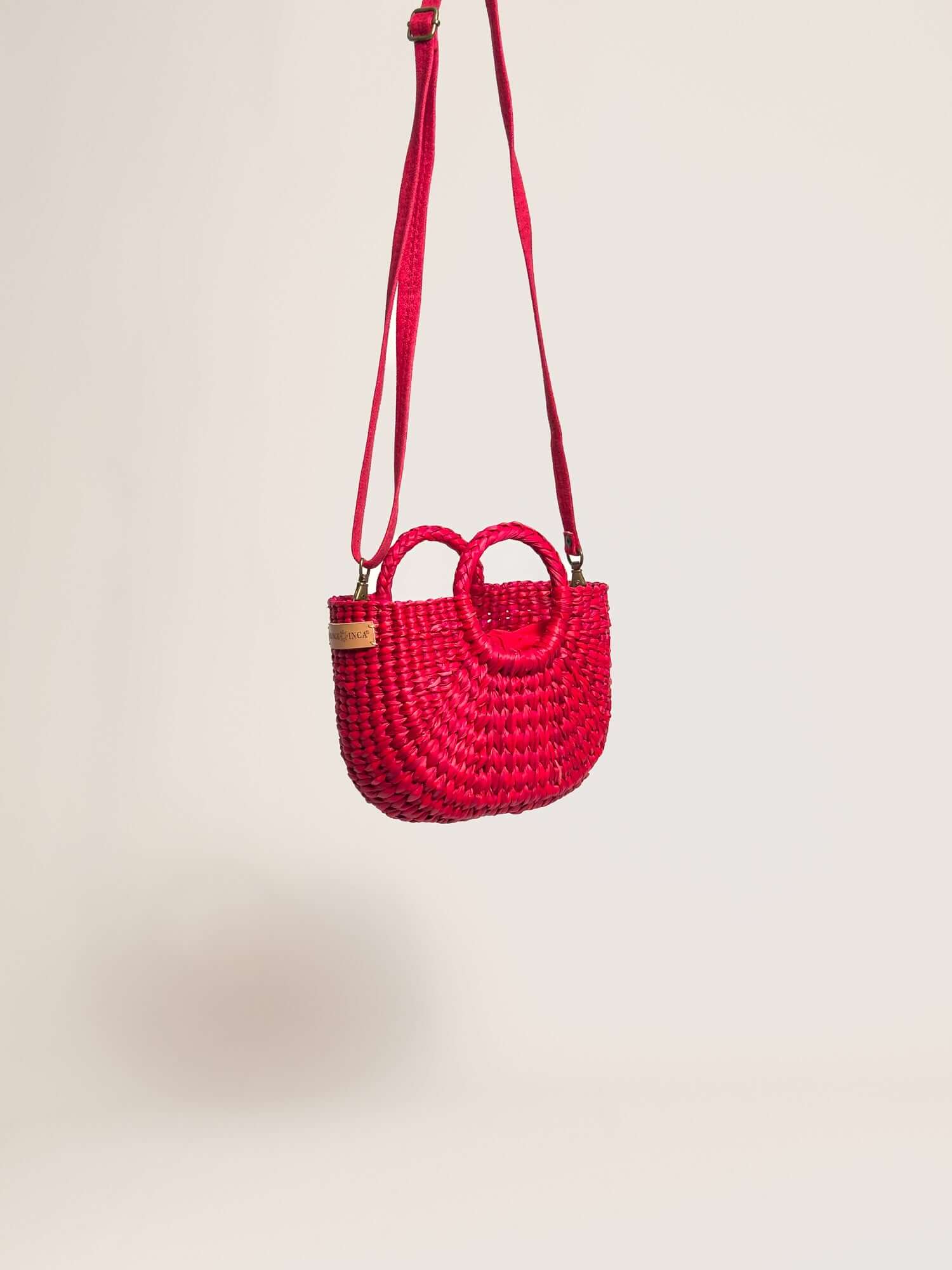Handwoven straw crossbody bag w removable straps | Red