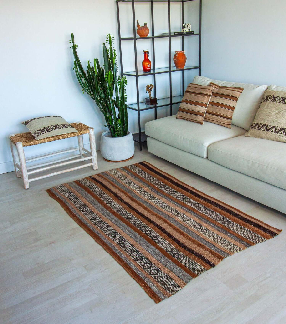 Alpaca frazada throw interior — double-sided handwoven alpaca blanket, artisan-made in Peru | Orange Inca