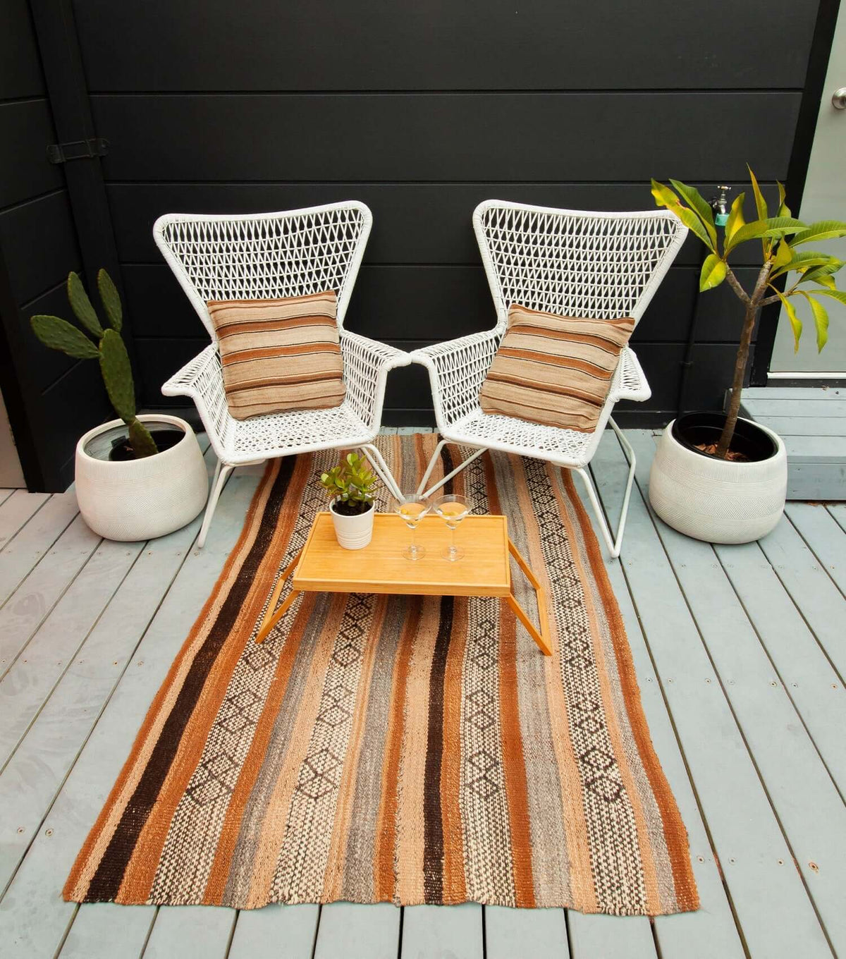Alpaca frazada throw styled as sofa throw — handwoven single-thread alpaca, 181×114cm | Orange Inca
