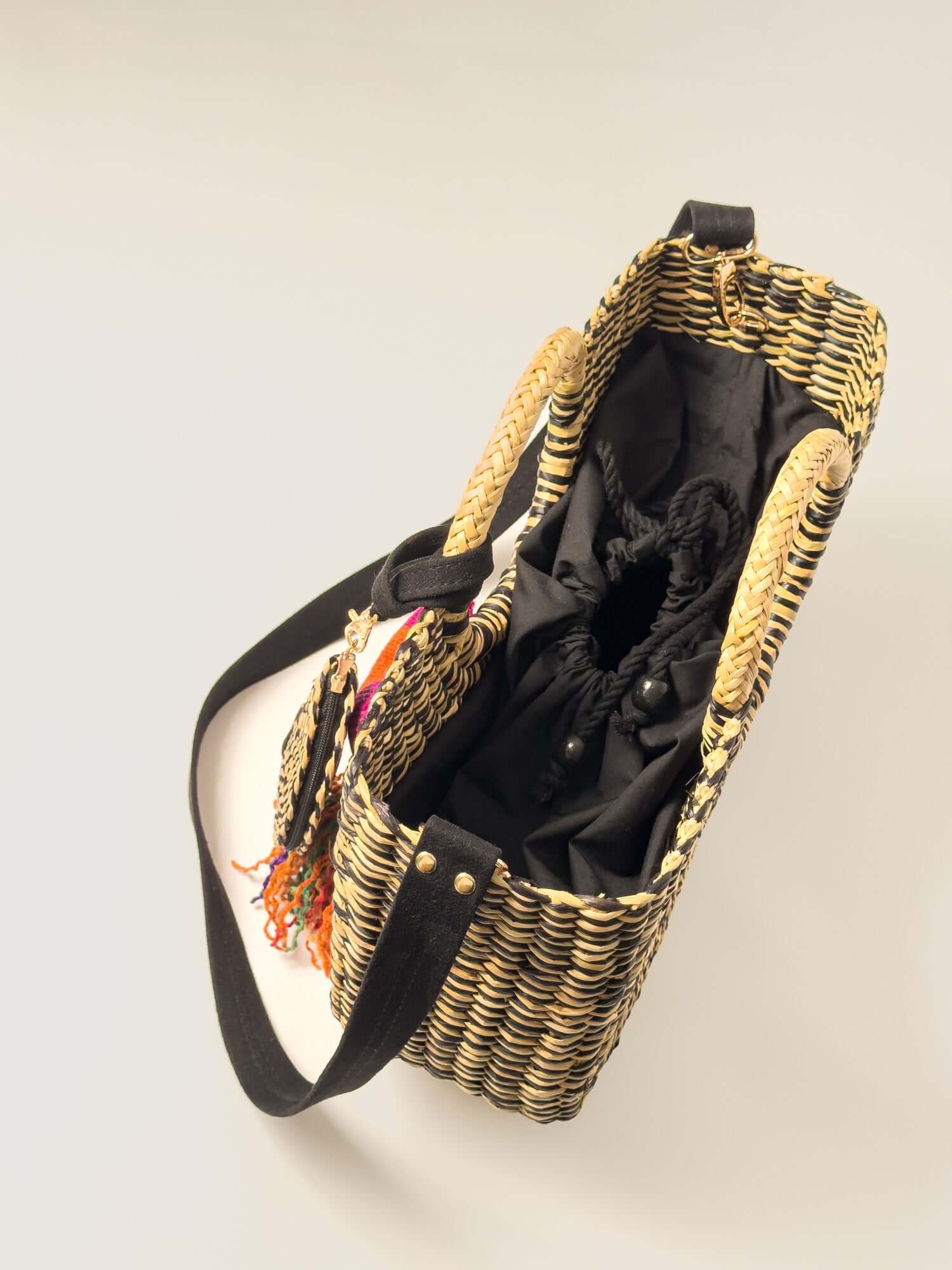 Inside Gran Fiesta reed tote with drawstring closure - designer market bag |Black Marbled