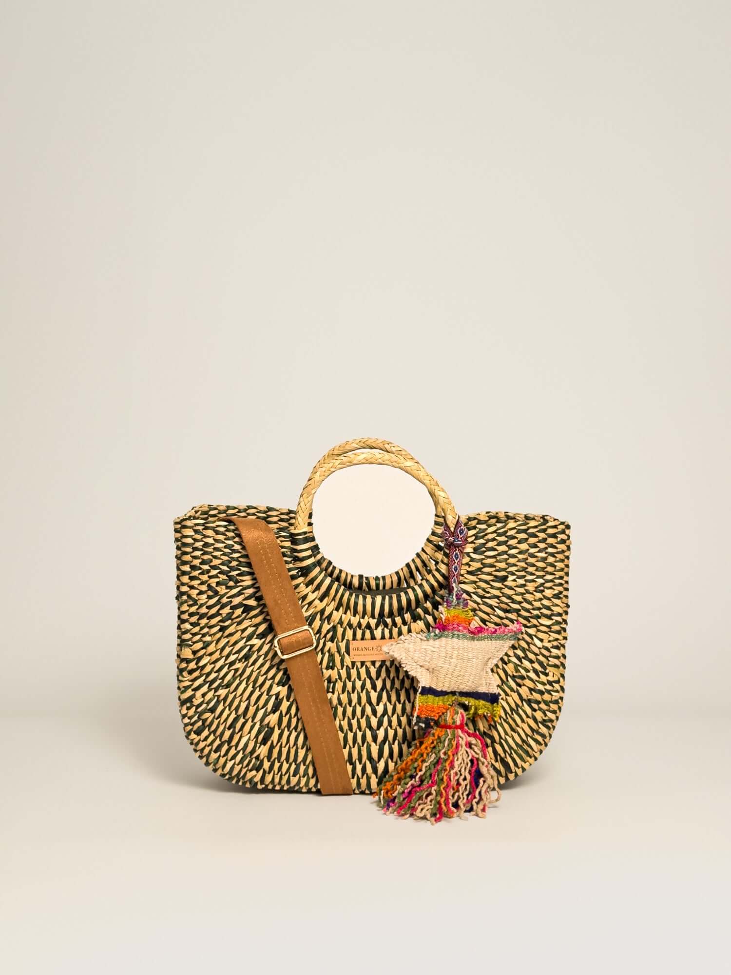 Handcrafted Gran Fiesta junco reed tote - artisanal summer bag | Olive Green Marbled