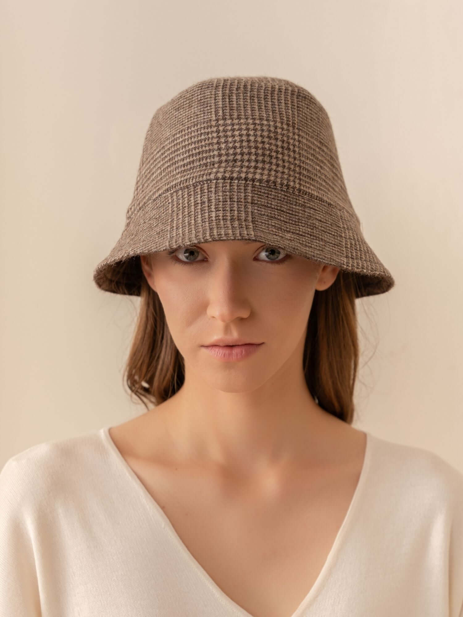 Reversible Baby Alpaca Bucket Hat - Pied de Poule Brown and Beige / Brown