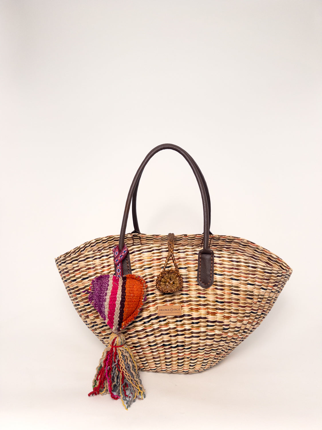Playa Tote - Marbled Browns and Natural, handwoven junco tote bag, natural dyes, faux leather straps, with tassel and coin purse.