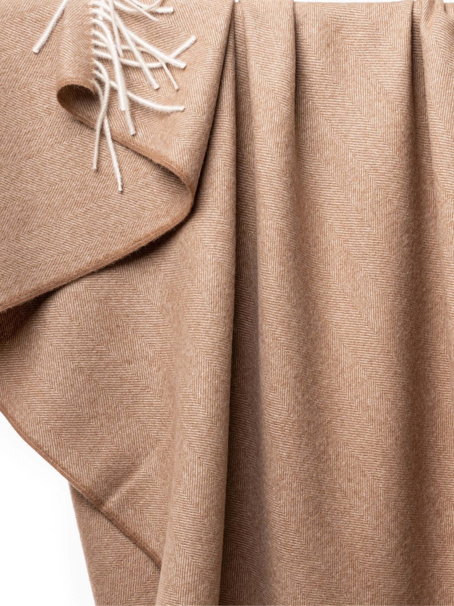 Cinnamon herringbone baby alpaca throw folded – natural fibre throw blanket | Orange Inca