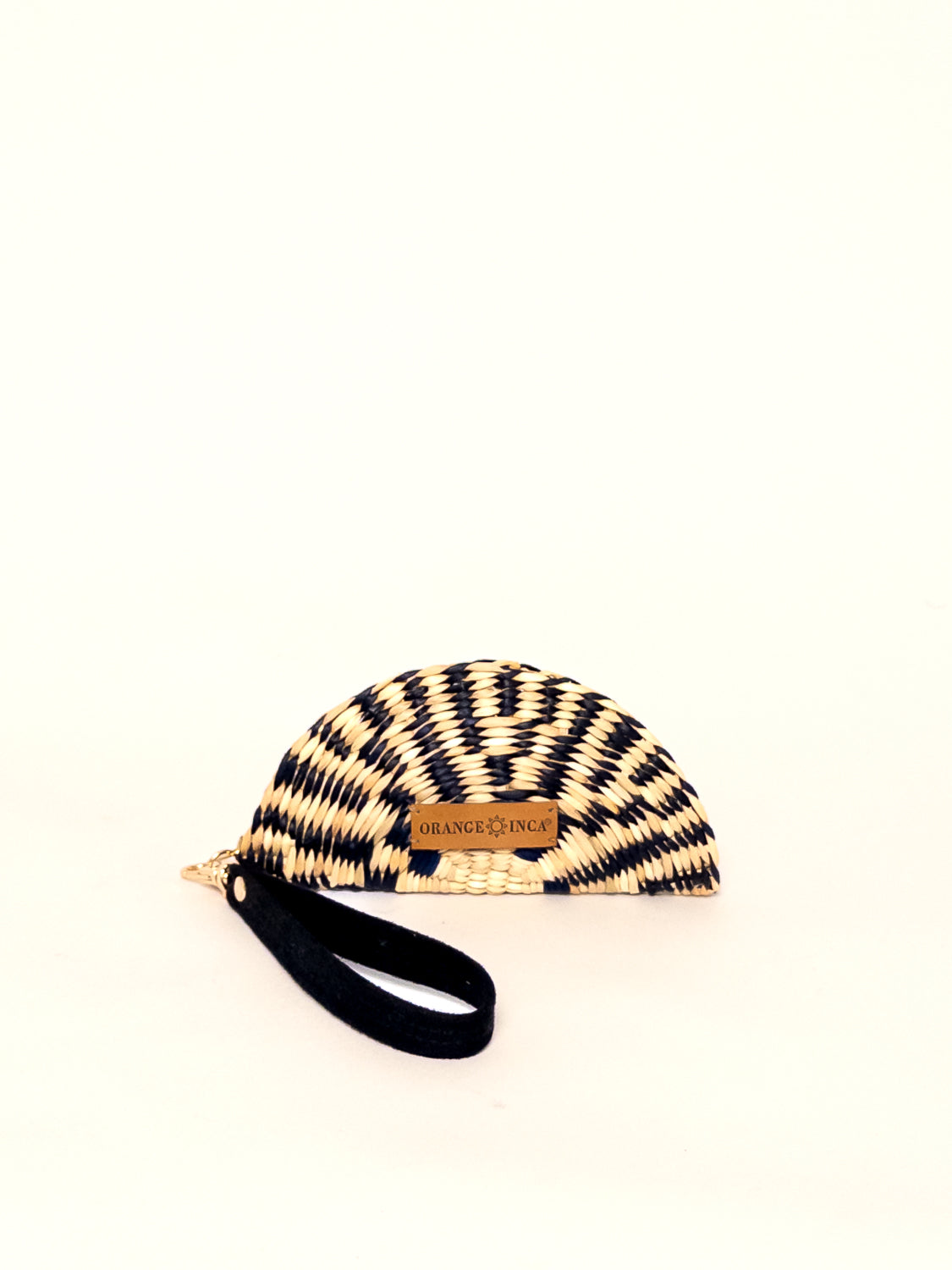 Gran Fiesta Coin Purse – Faux Suede Strap, black and cream handwoven purse with detachable suede strap and zip closure.