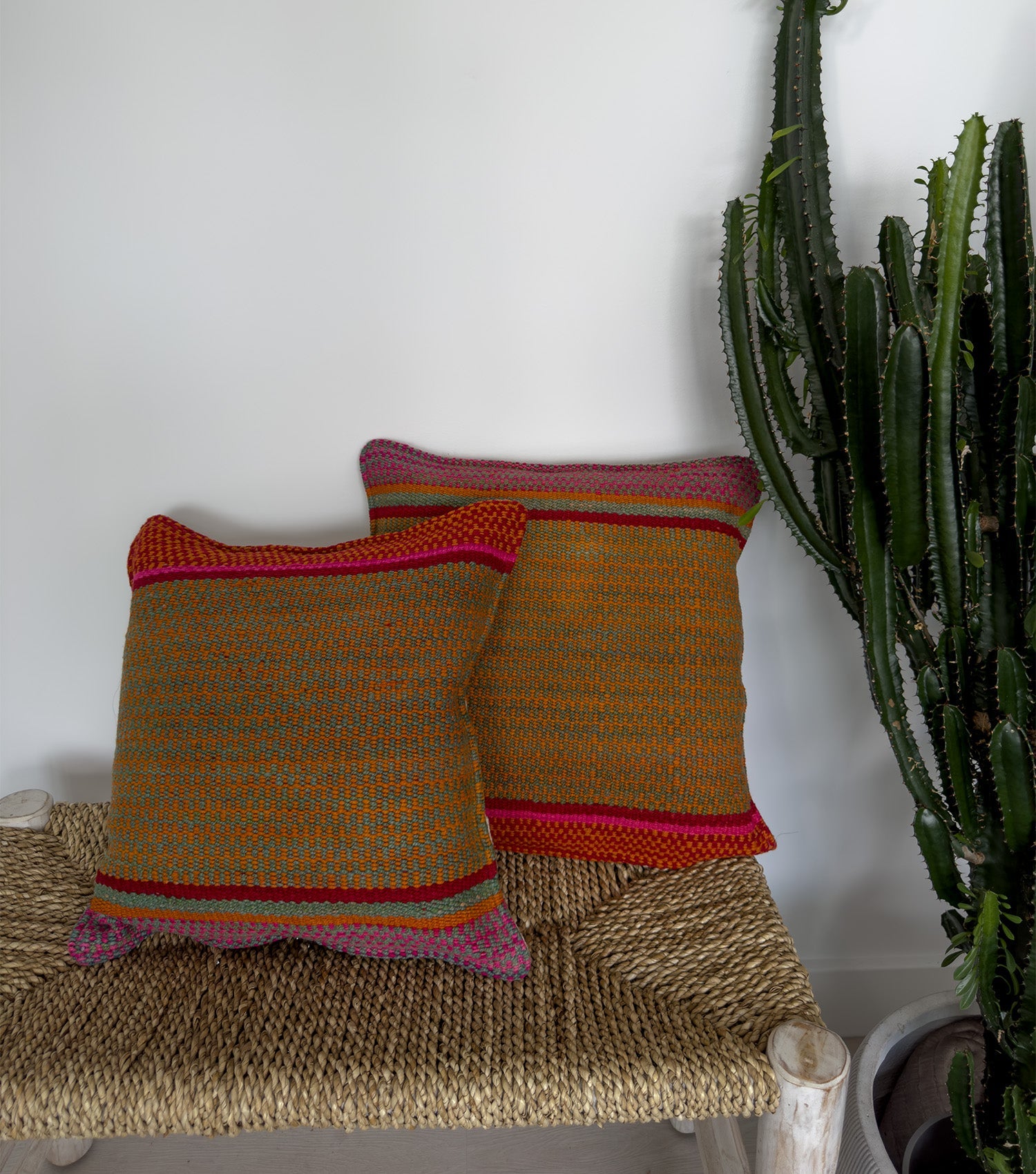 Frazada Cushion - 10 - Square - 45x45 cms