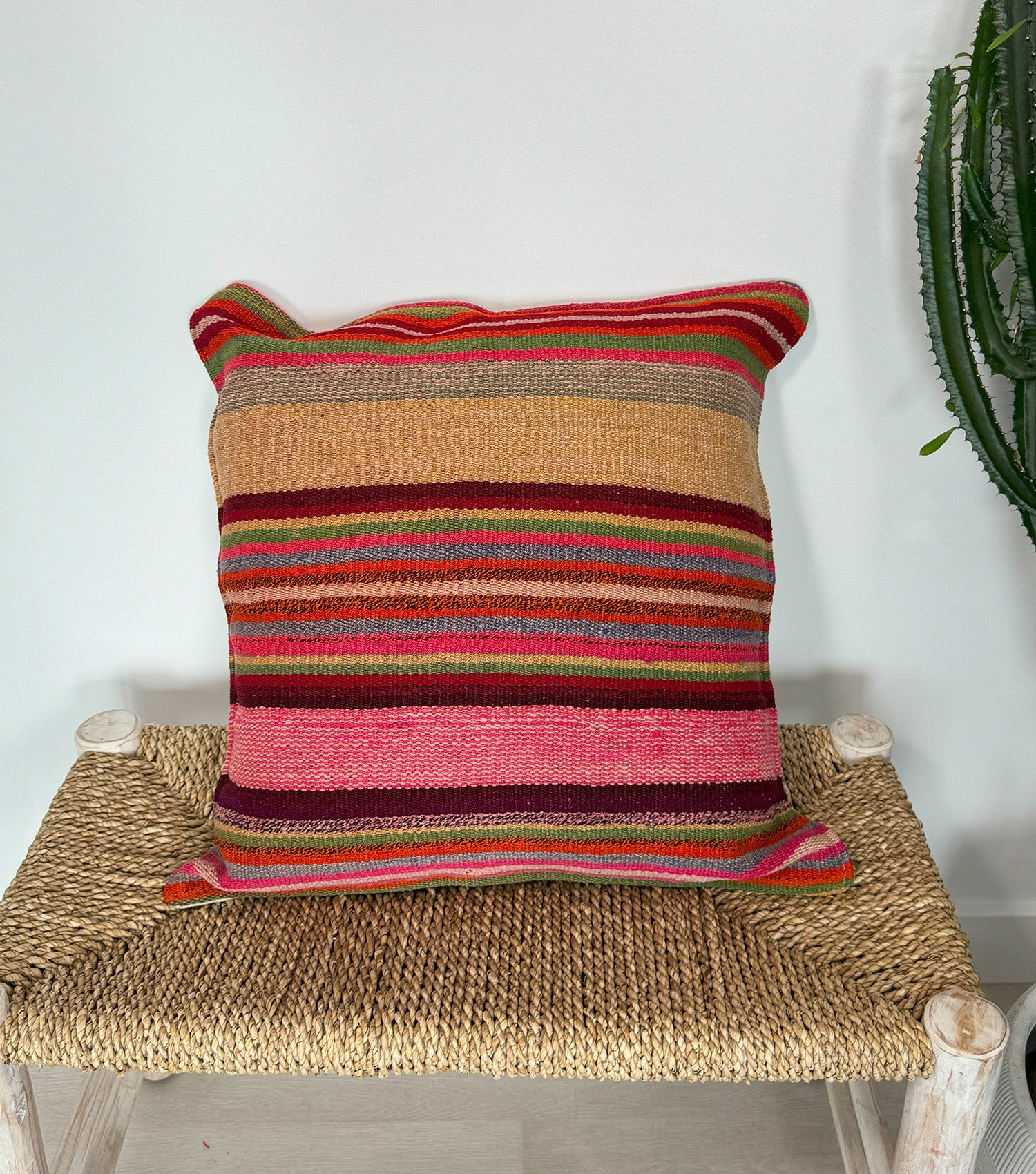 Frazada Cushion - 5 - Square - 60x60 cms