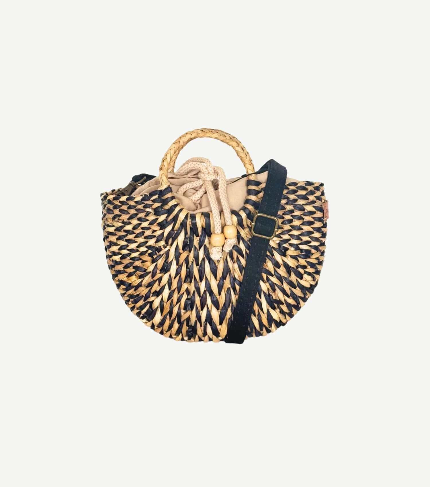 Straw bag crossbody outlet