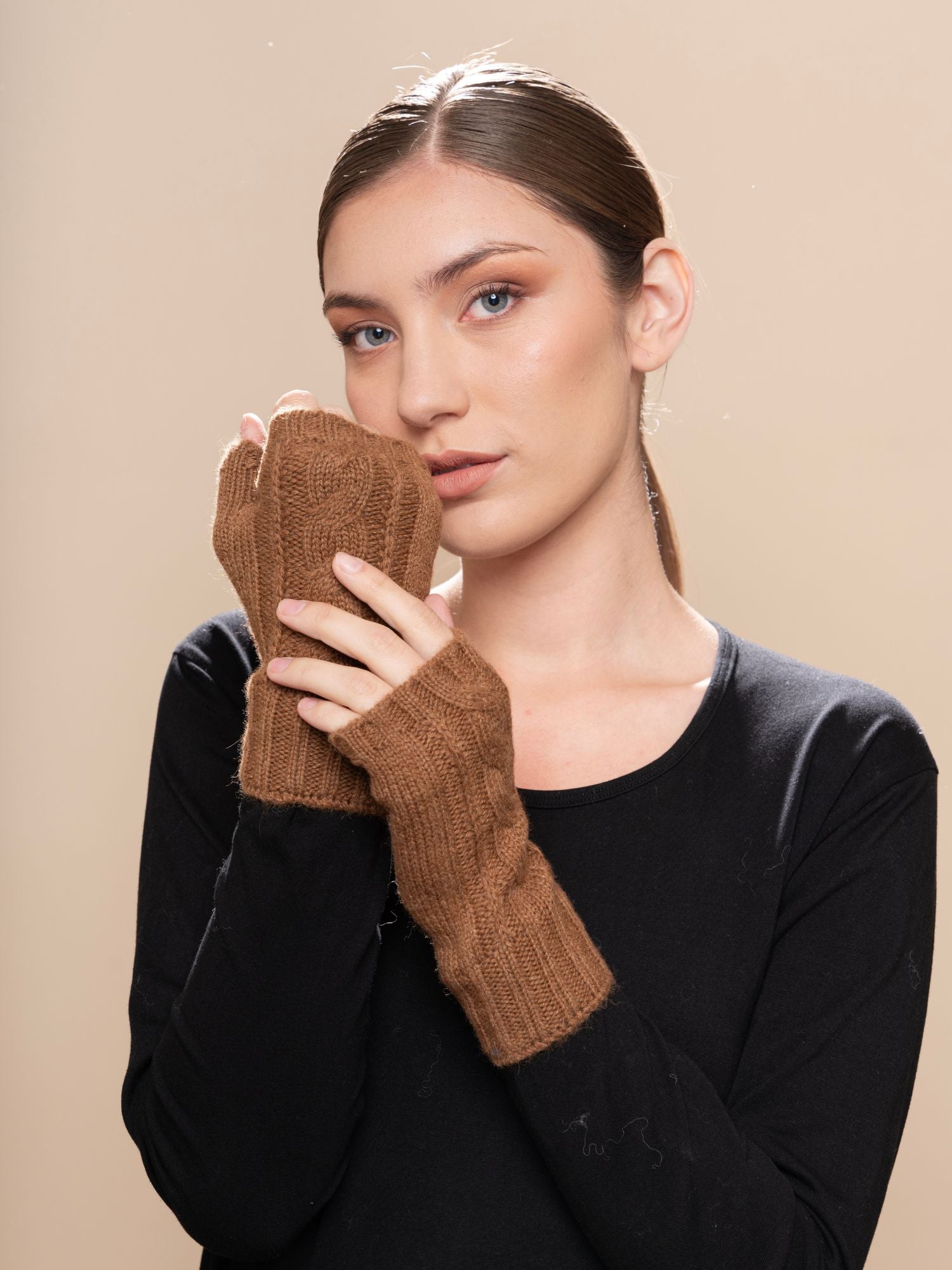 Fingerless Knitted Gloves - Cinnamon