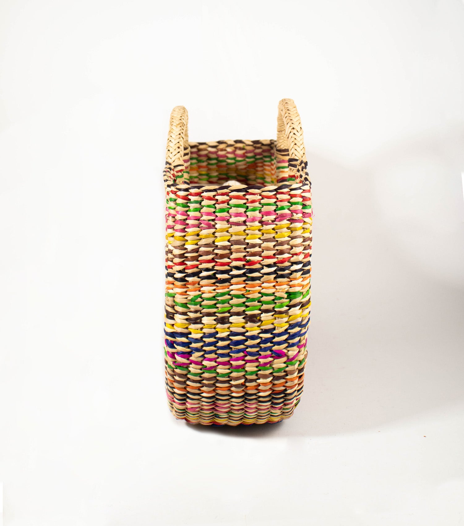 Side profile of Gran Fiesta straw tote - artisanal summer bag | Natural and Multicolour Marbled