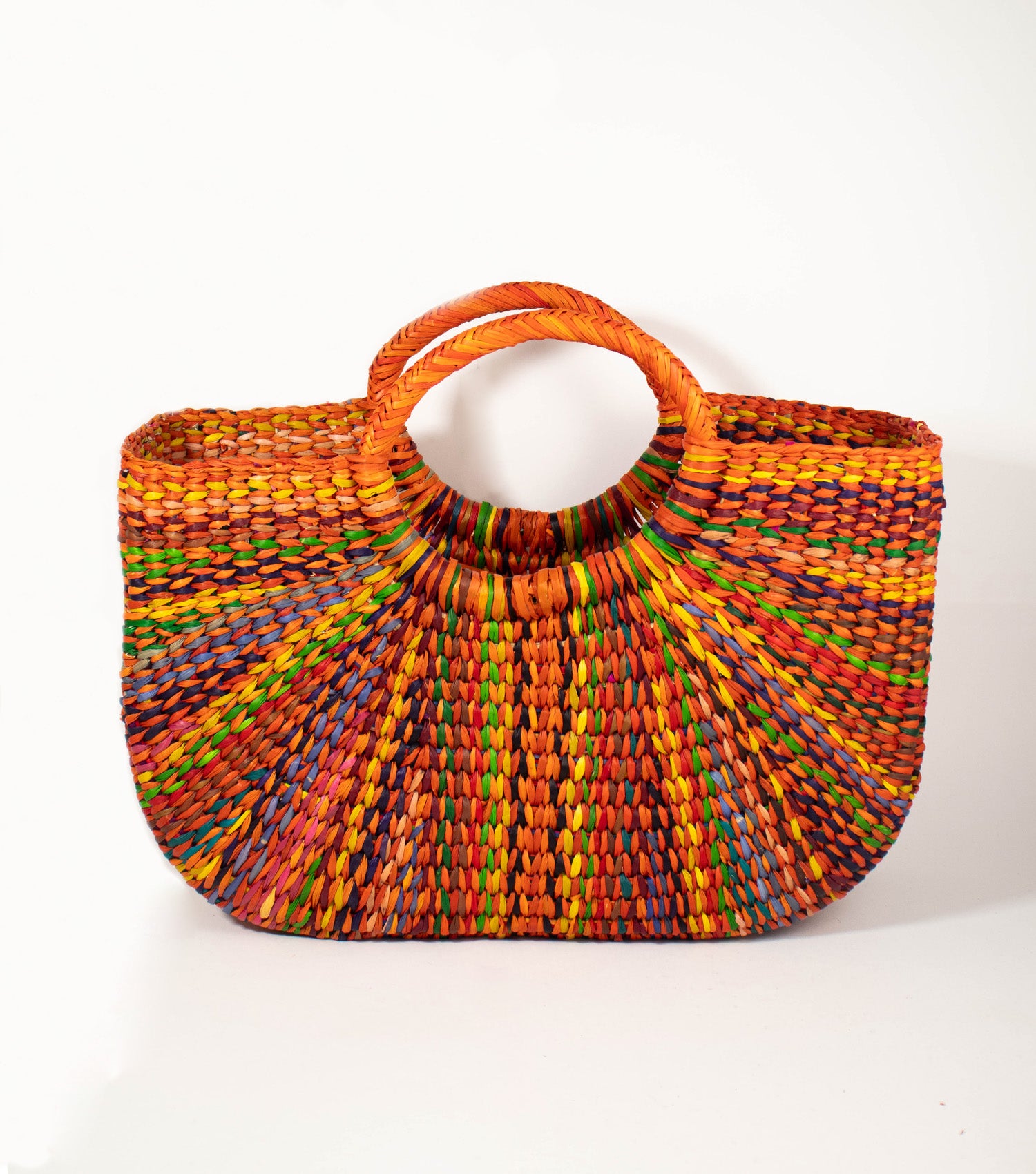 Handcrafted Gran Fiesta junco reed tote - artisanal summer bag | Orange and Natural Marbled