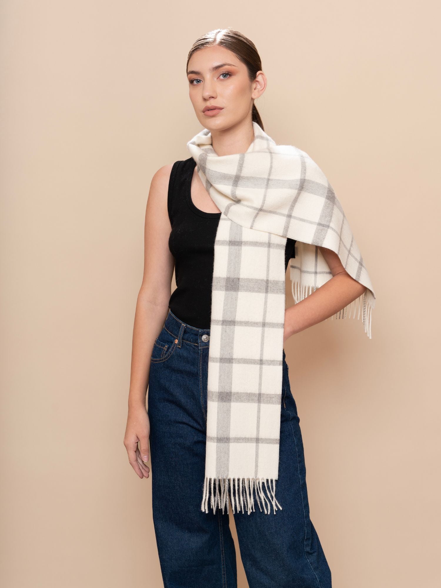 Baby alpaca scarf in White and Gray - best and softest scarf for men and women in Australia and Europe