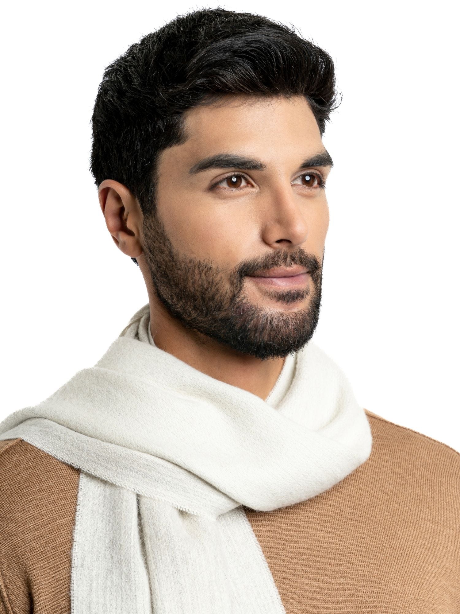 Best baby alpaca scarf for men and women in gray and white with strong fringes