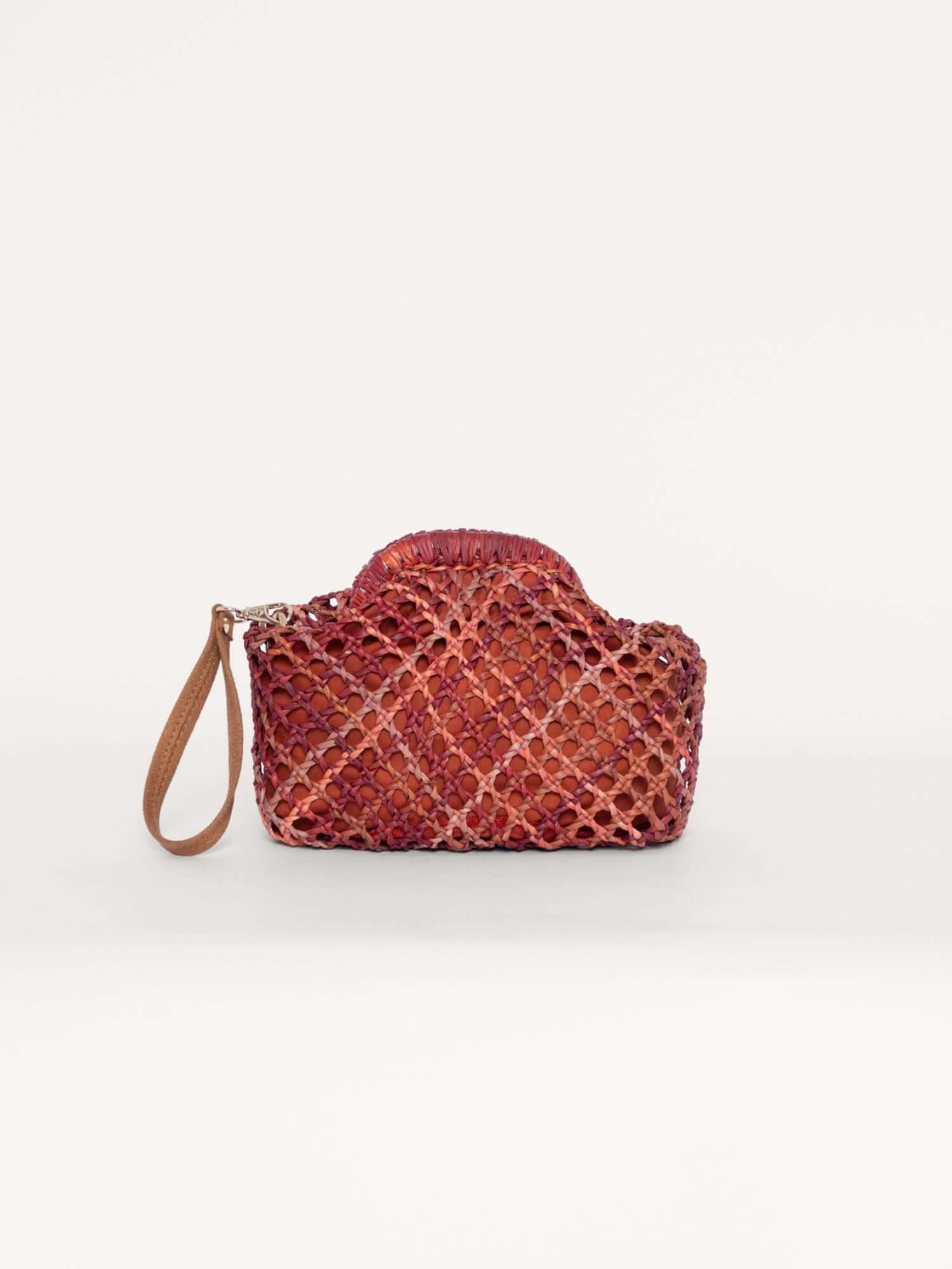 Handmade camel and terracotta kiss lock clutch – woven artisan frame bag with metal clasp