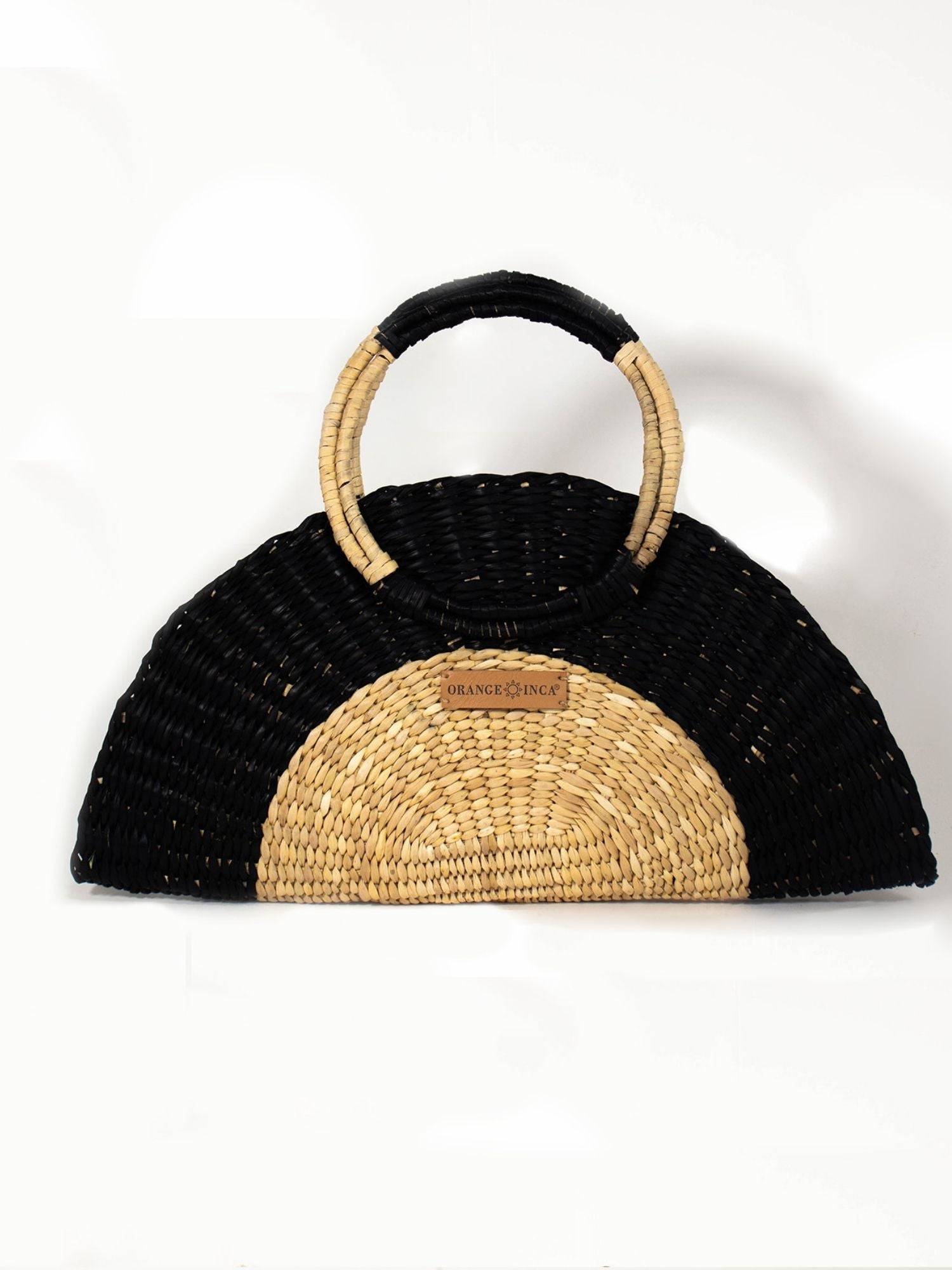 Flamenco Swing Clutch – Black & Natural, fan-shaped straw clutch with circle handle | Orange Inca